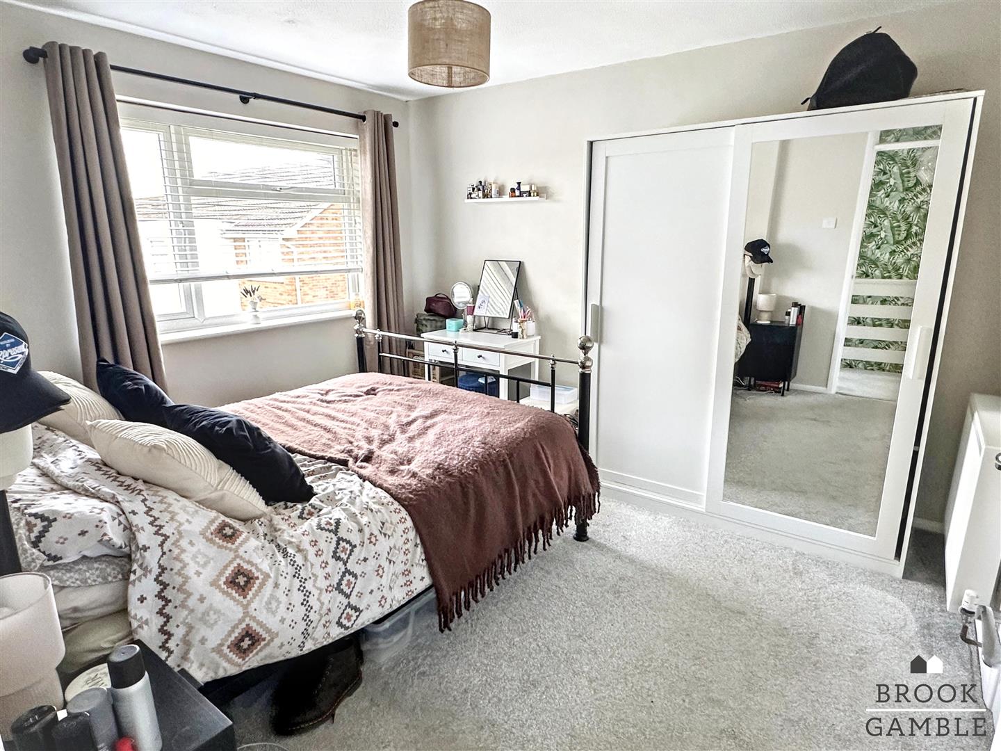 3 Bedroom House. Maywood Avenue in Eastbourne,  14